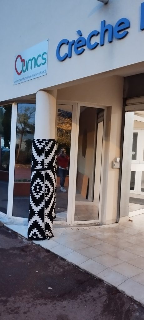 Aprés pose de film solaire anti U.V Occultant, obligation des crèches plan vigipirate à Bastia