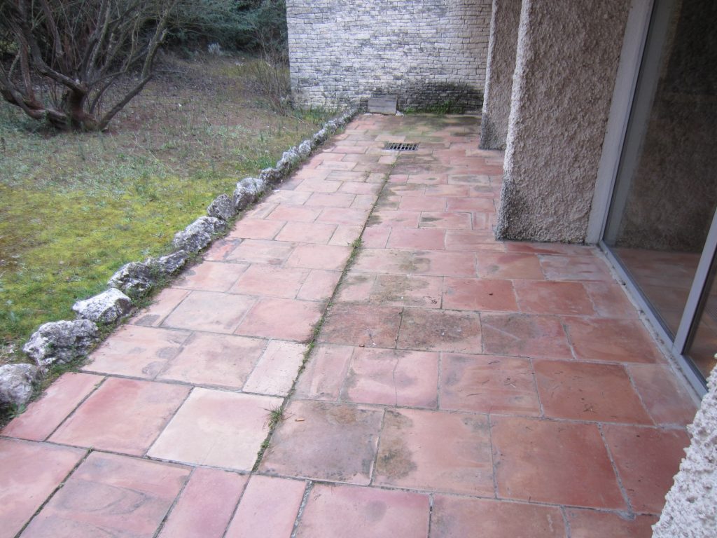 Terre cuite extétieur avant rénovation à Patrimonio