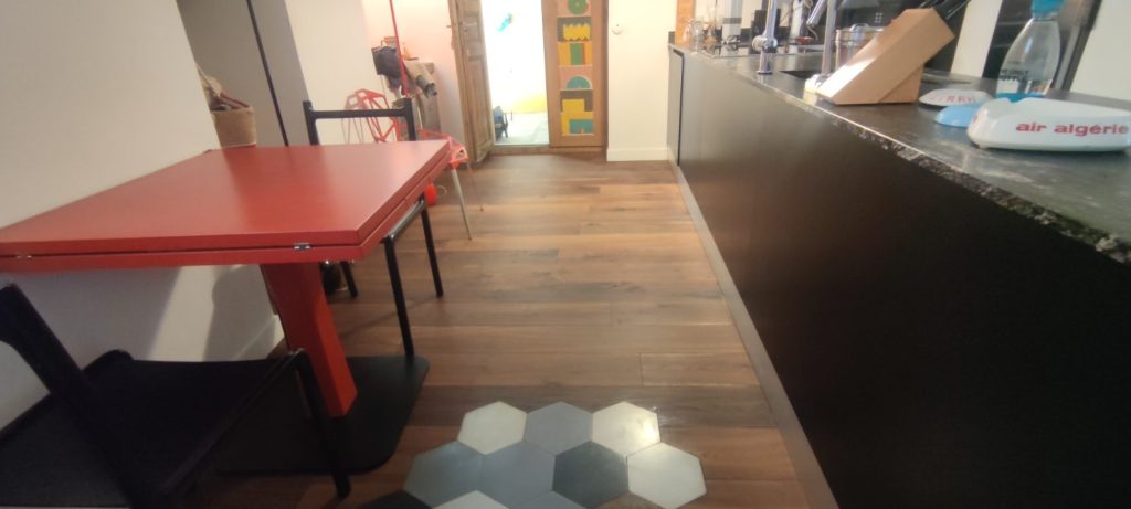 apres renovation parquet massif cuisine Bonifacio résultat huilage mat Caps-2B