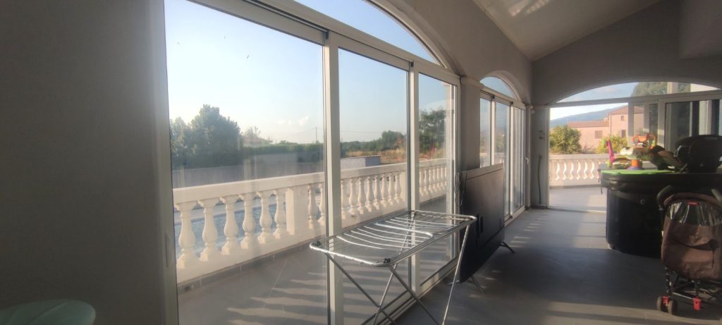 avant renovation interieur veranda surchauffe effet de serre Biguglia